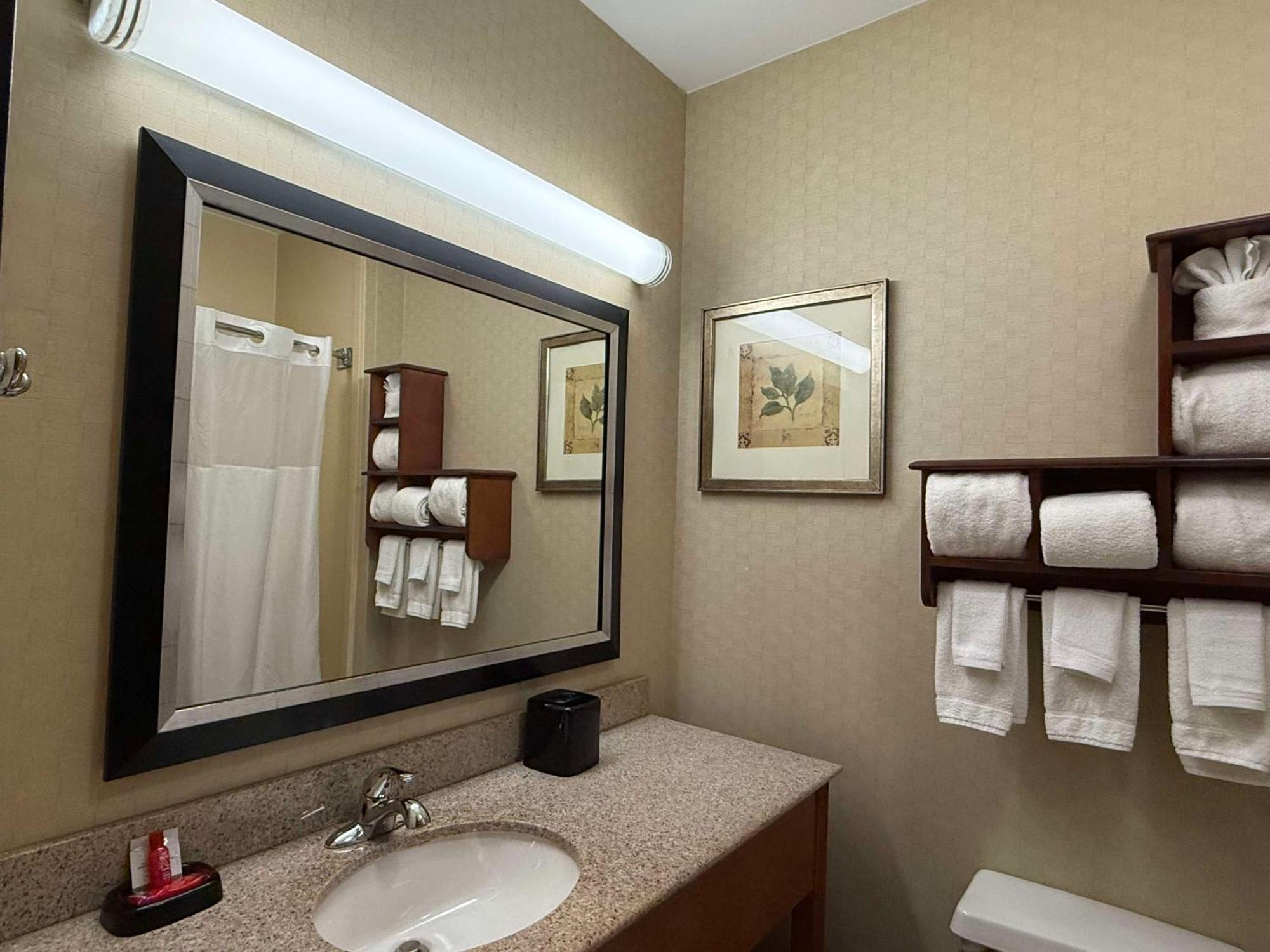 Surestay By Best Western Forsyth Decatur Exterior photo