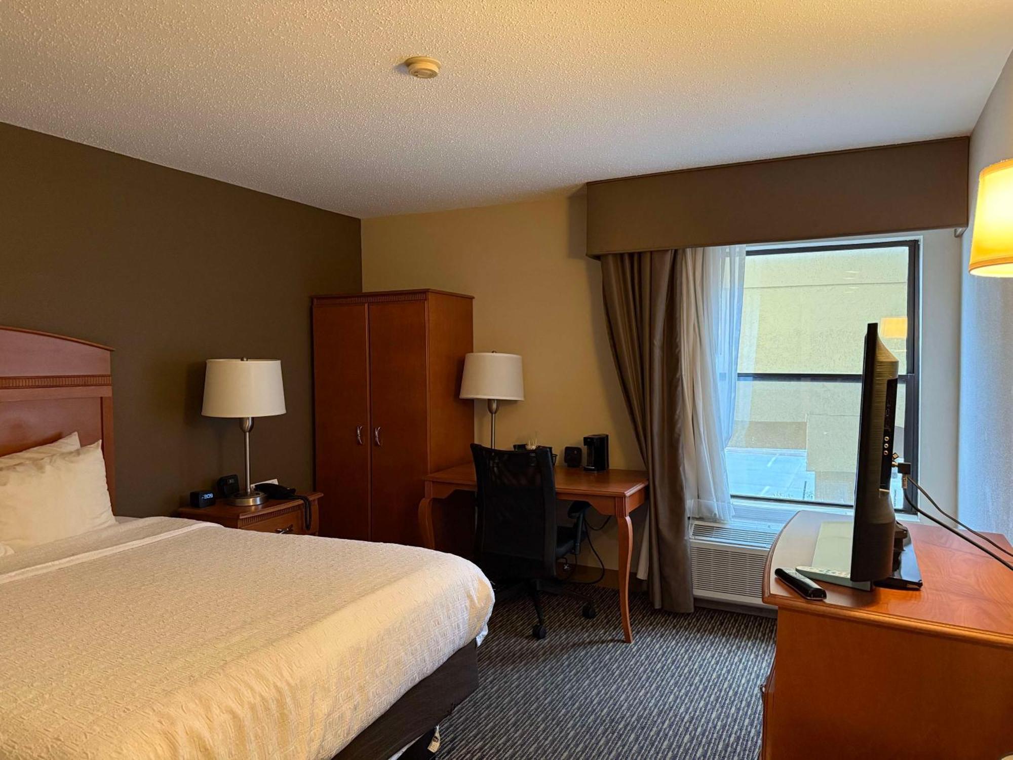 Surestay By Best Western Forsyth Decatur Exterior photo