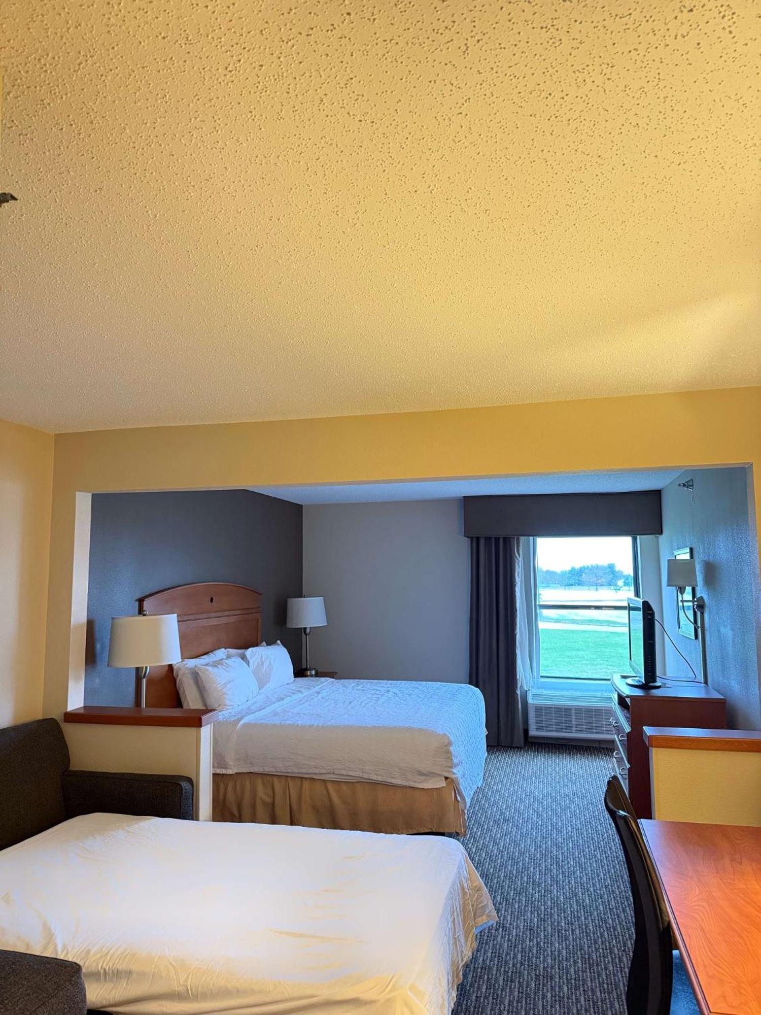 Surestay By Best Western Forsyth Decatur Exterior photo