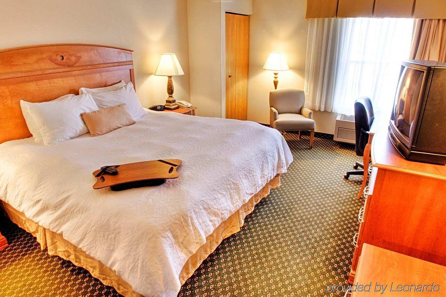 Surestay By Best Western Forsyth Decatur Room photo