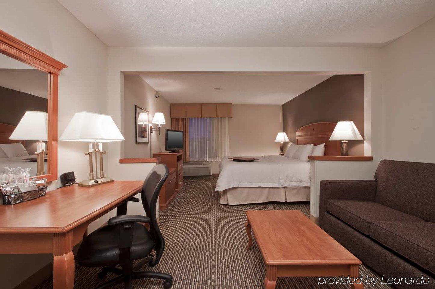 Surestay By Best Western Forsyth Decatur Exterior photo